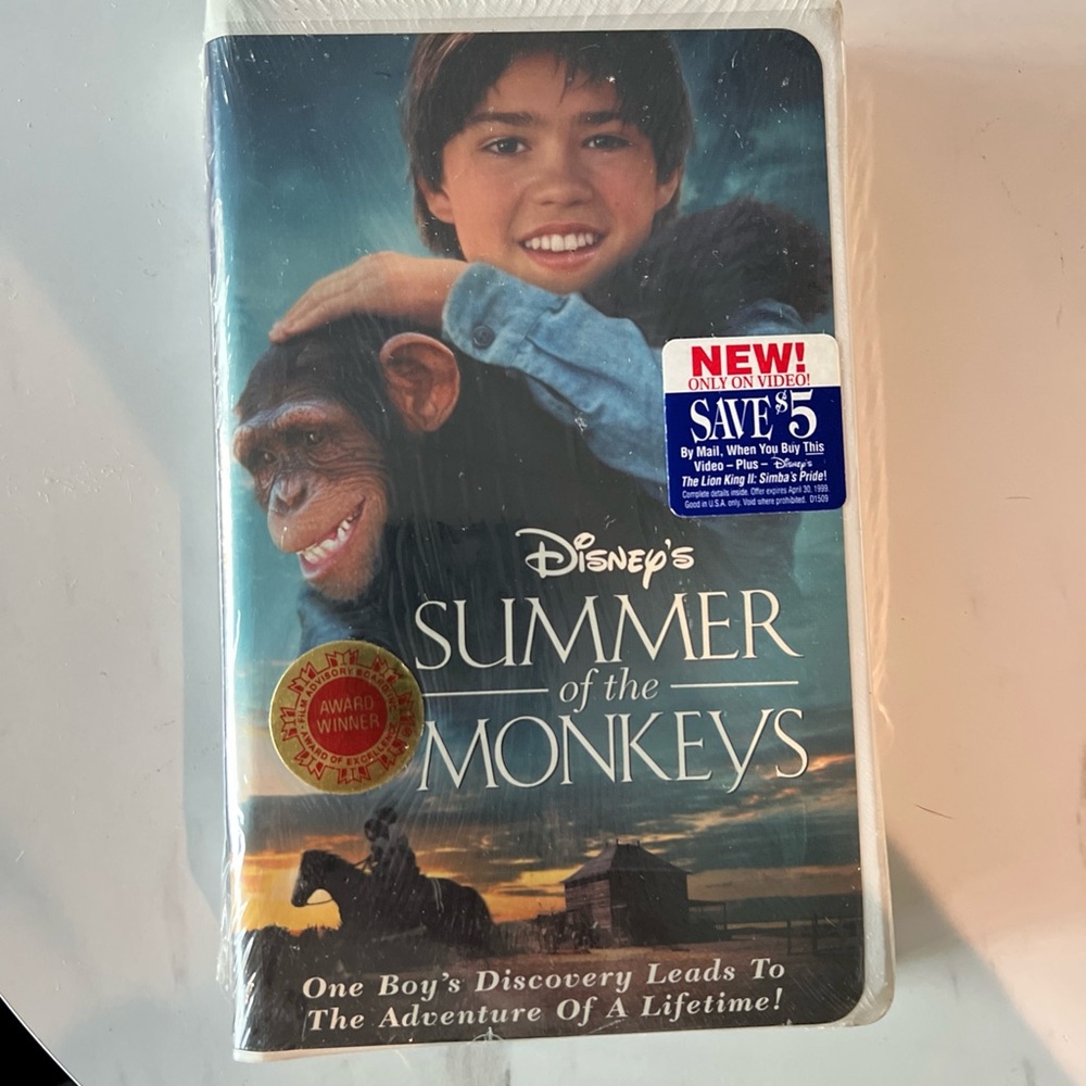 Summer of the Monkeys (VHS, 1998) New, Sealed
